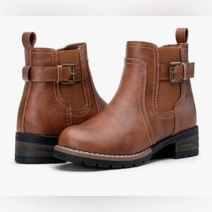 Jeossy Chelsea Boots. Size 7.5